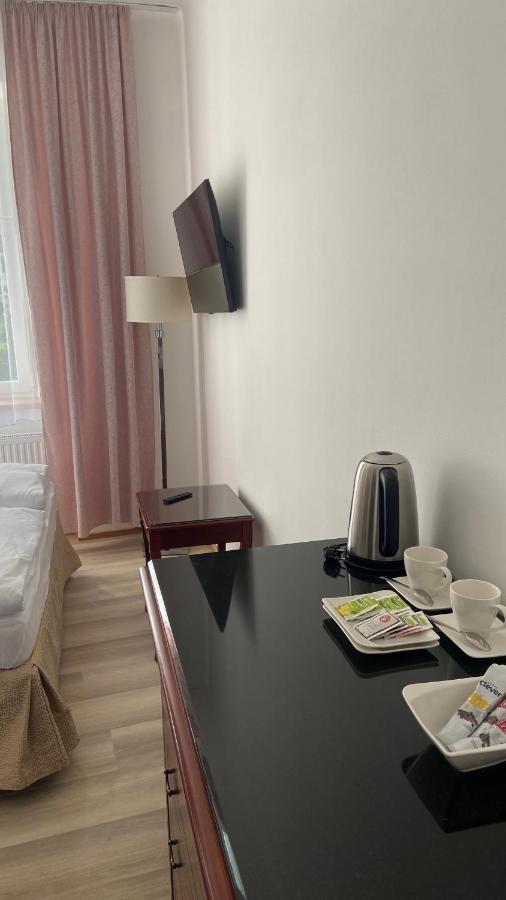 Aparthotel Slezak Litomysl Bagian luar foto