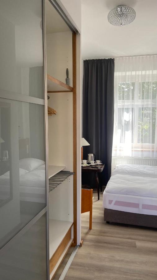 Aparthotel Slezak Litomysl Bagian luar foto
