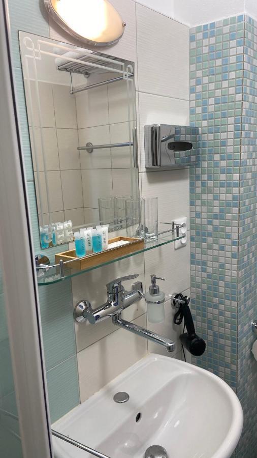 Aparthotel Slezak Litomysl Bagian luar foto