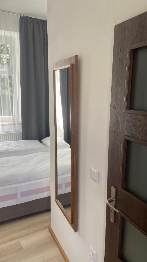 Aparthotel Slezak Litomysl Bagian luar foto