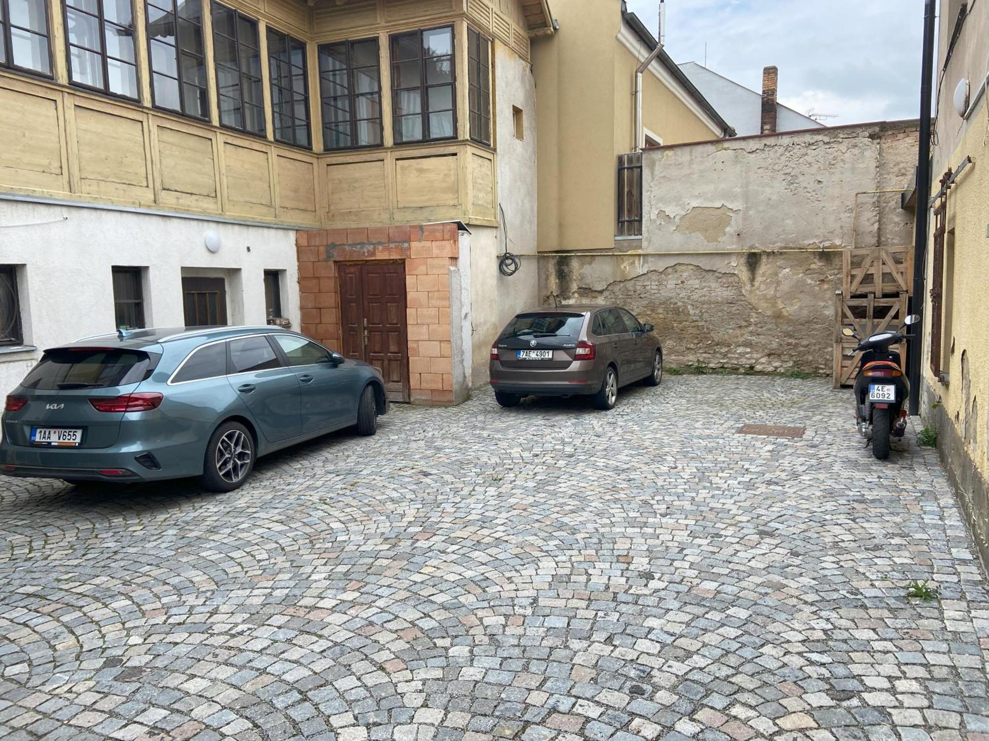 Aparthotel Slezak Litomysl Bagian luar foto